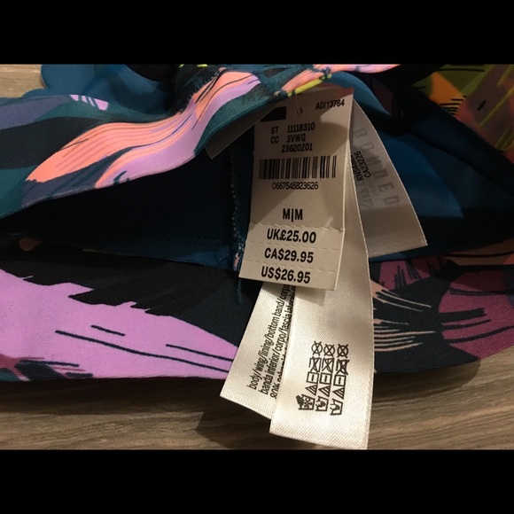 VS PINK bra - Picture 3 of 4